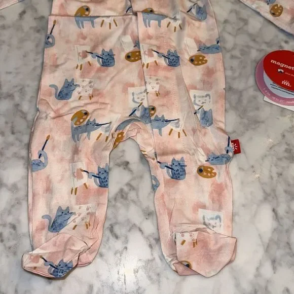NWT Magnetic Me Modal Pink & Blue Cat Artist Footie - Picture 4 of 7